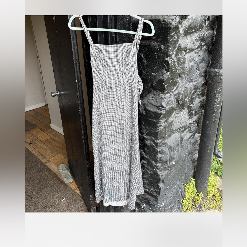 Striped dress, look a like Taylor Swift Engagement dress!
